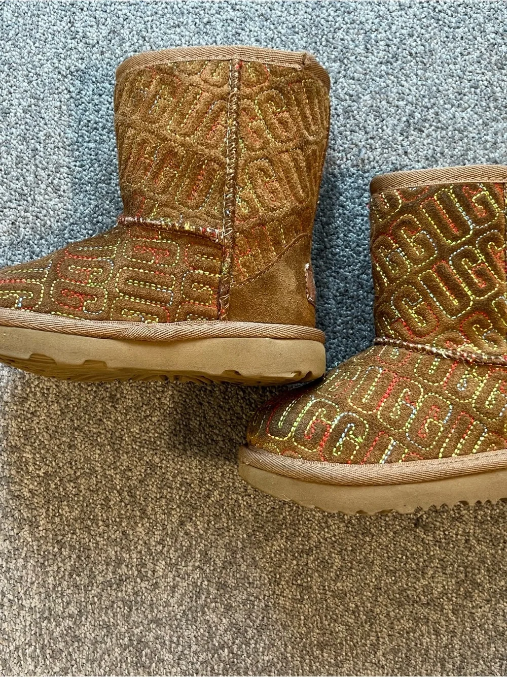 UGG soft kids